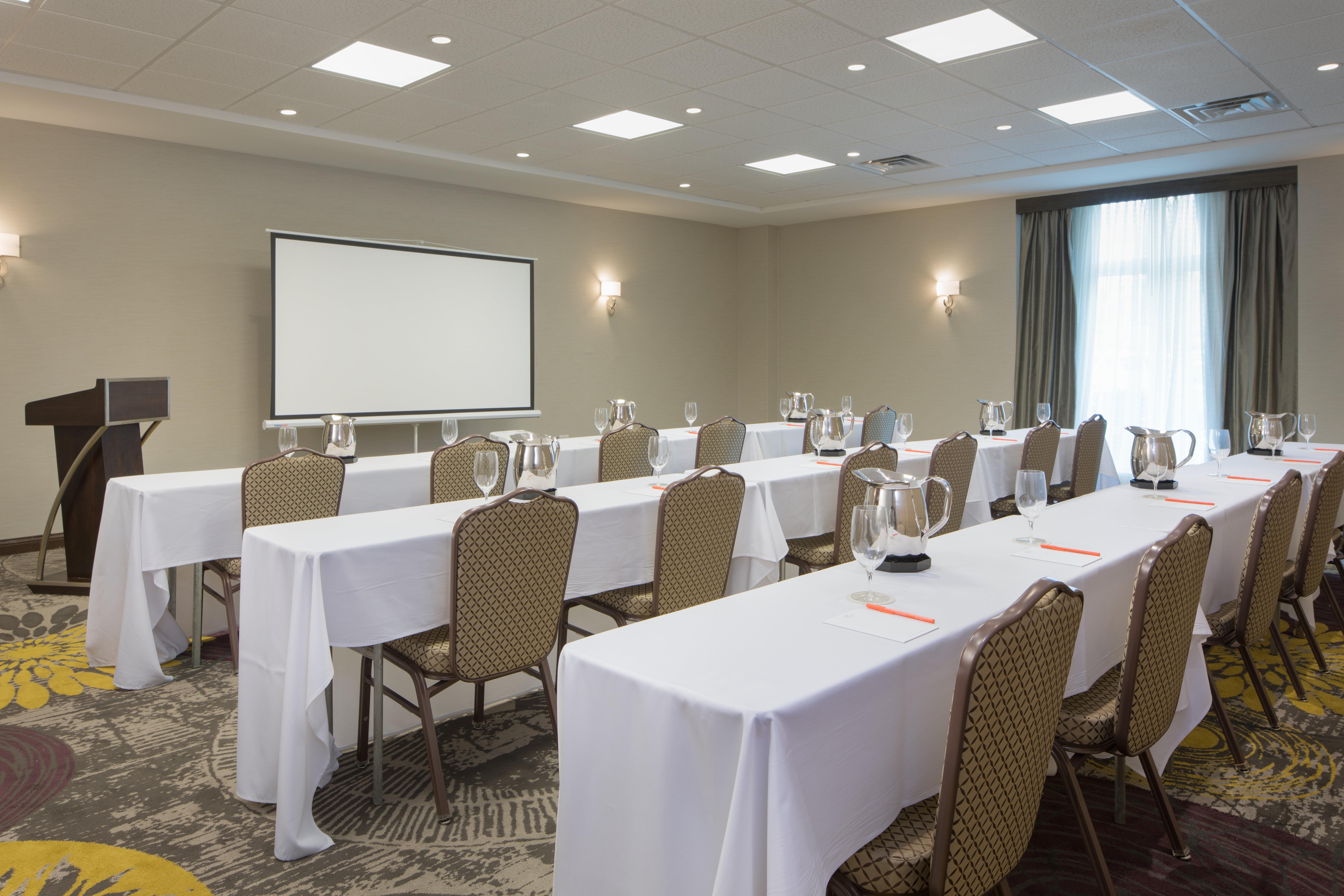 Crowne Plaza Chicago Sw - Burr Ridge By Ihg Hotell Exteriör bild