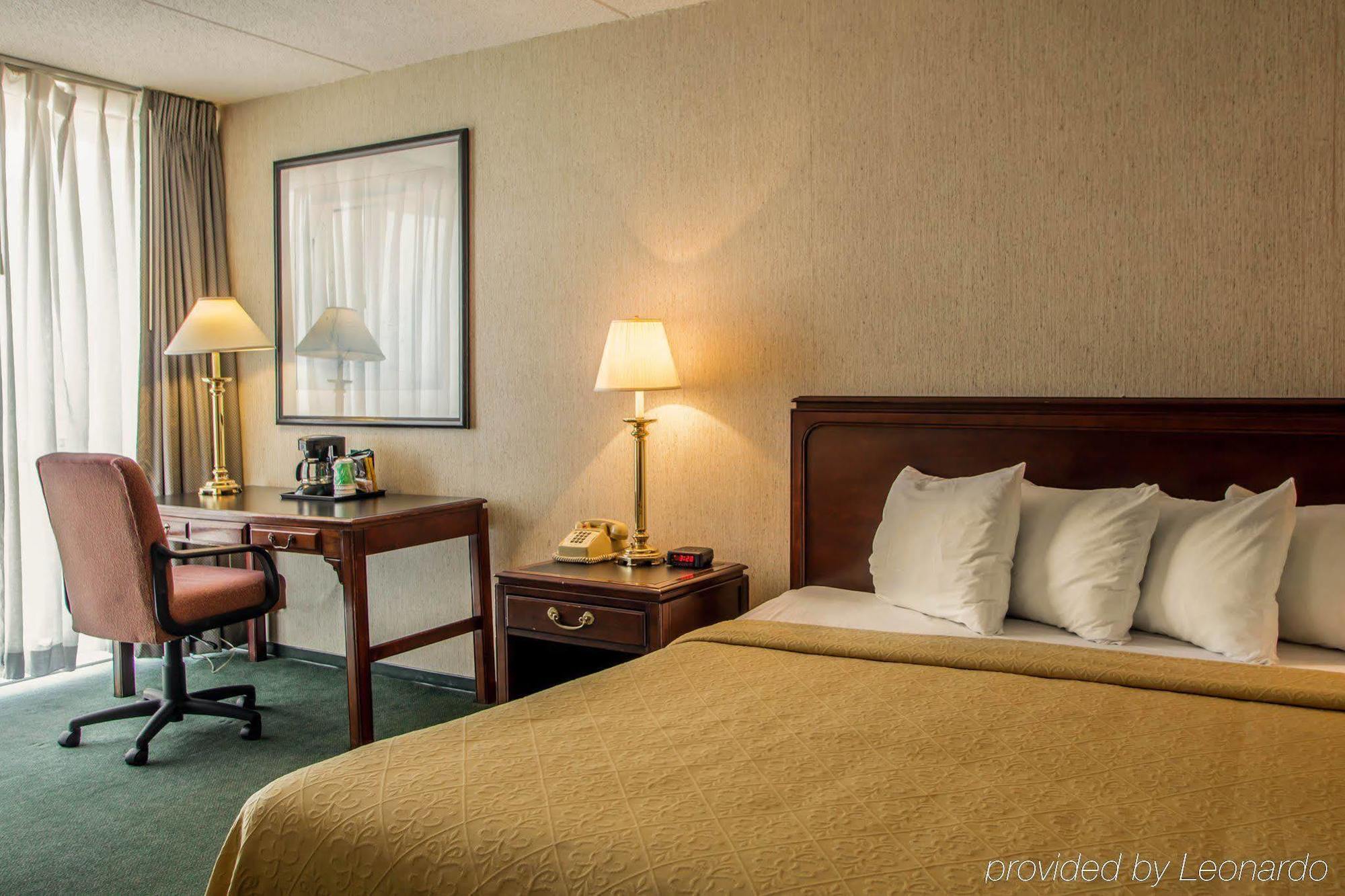 Crowne Plaza Chicago Sw - Burr Ridge By Ihg Hotell Exteriör bild